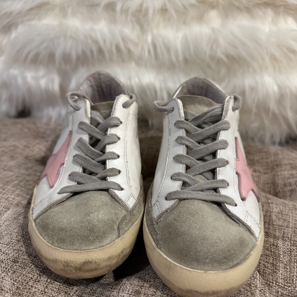 Golden Goose Superstar Sneaker - Picture 4 of 4